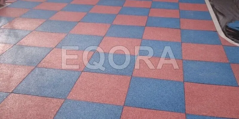 Резиновое покрытие из крошки для автосервисов в Пушкино