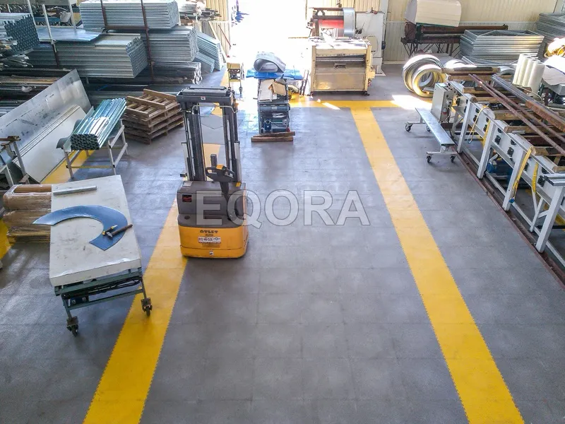 Резиновые покрытия из крошки для производственного цеха в Пушкино