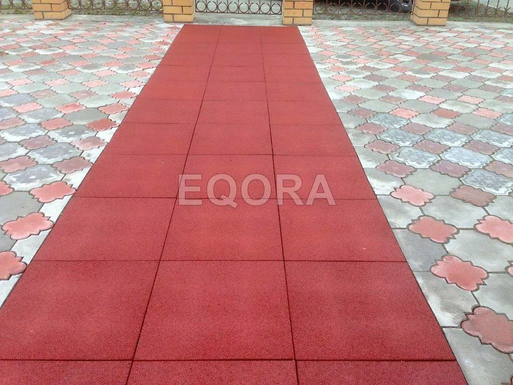 Резиновое покрытие для двора частного дома из резиновой крошки в Пушкино