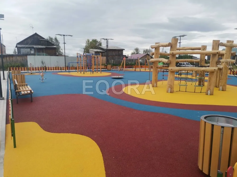 Какая оптимальная толщина резинового покрытия для детской площадки в Пушкино?